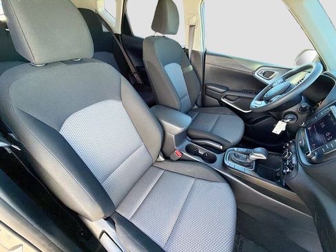 Used 2024 Kia Soul LX w/ Option Group 015 image 14
