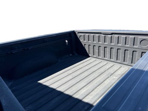 Used 2019 RAM 1500 Laramie image 12