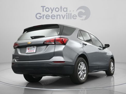 Used 2023 Chevrolet Equinox LS w/ LS Convenience Package FWD image 12