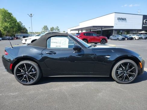 New 2026 MAZDA MX-5 Miata Grand Touring image 2