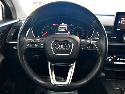 Used 2019 Audi Q5 2.0T Premium w/ Convenience Package AWD/4WD image 16