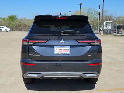 New 2026 Mitsubishi Outlander SEL
