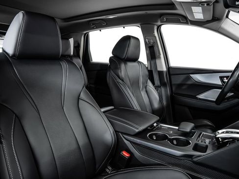 Certified 2024 Acura MDX FWD w/ Technology Package image 29