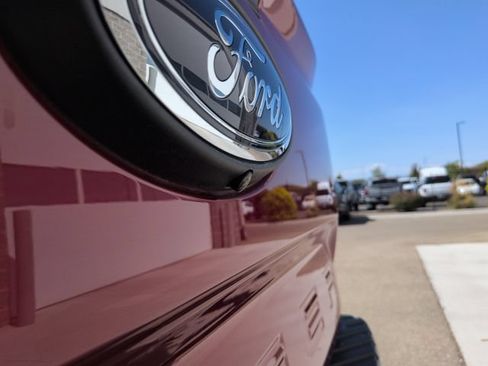 Used 2025 Ford Ranger Lariat w/ FX4 Off-Road Package AWD/4WD image 30