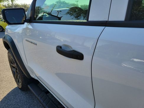 Used 2025 Chevrolet Colorado Trail Boss image 25