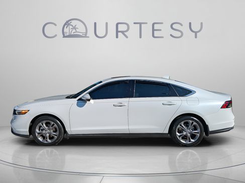 Used 2024 Honda Accord EX image 4
