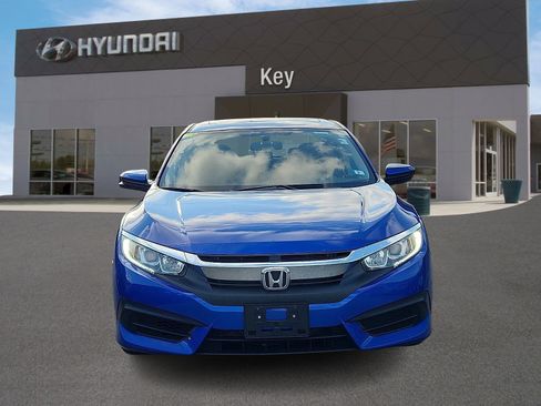 Used 2018 Honda Civic EX image 8