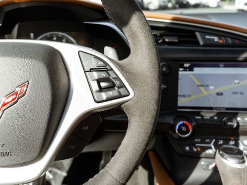 Used 2018 Chevrolet Corvette Stingray Convertible RWD image 24
