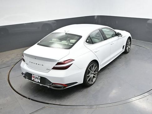 Used 2025 Genesis G70 2.5T AWD/4WD image 34