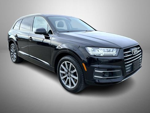 Used 2018 Audi Q7 3.0T Prestige w/ Prestige Package image 3