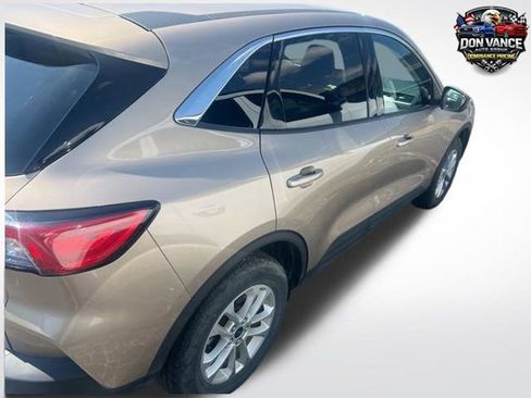 Used 2020 Ford Escape SE image 3