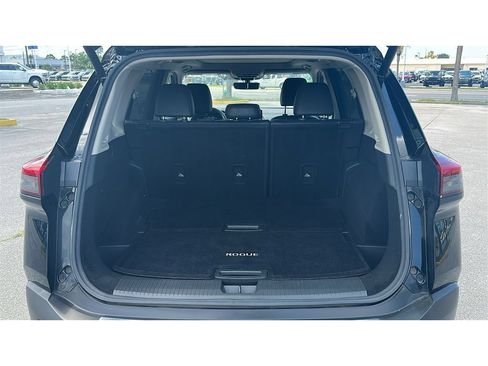 Used 2022 Nissan Rogue Platinum w/ Head-Up Display Package FWD image 15