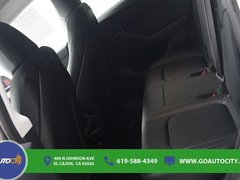 Used 2024 Tesla Model Y Long Range AWD/4WD image 14