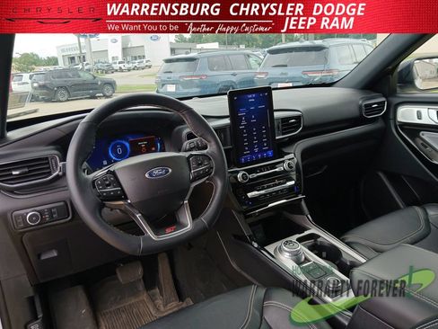 Used 2024 Ford Explorer ST w/ Equipment Group 401A AWD/4WD image 17