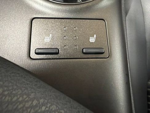 Used 2022 Toyota Camry SE w/ Cold Weather Package AWD/4WD image 41