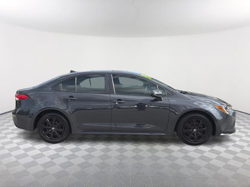 Used 2024 Toyota Corolla LE FWD image 18