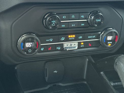 Used 2024 Ford Bronco Raptor w/ Interior Carbon Fiber Pack 6 image 21