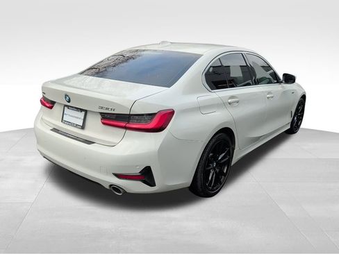Used 2020 BMW 330i xDrive Sedan w/ Convenience Package image 5