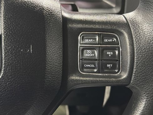 Used 2018 RAM 1500 Express w/ Express Value Package image 28