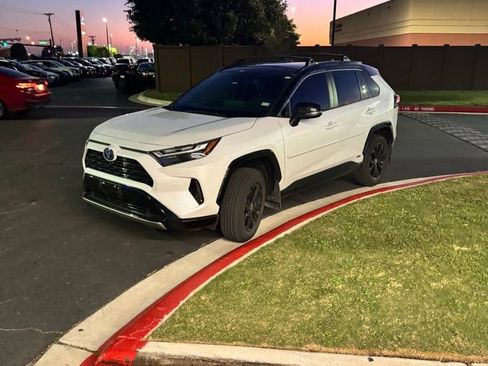 Used 2024 Toyota RAV4 XSE image 1