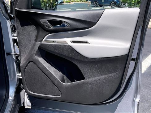 Used 2024 Chevrolet Equinox LS w/ LS Convenience Package FWD image 24