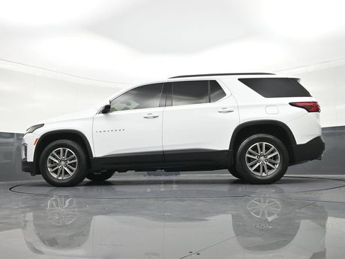 Used 2023 Chevrolet Traverse LT FWD image 23