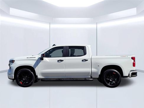 Used 2023 Chevrolet Silverado 1500 RST w/ Redline Edition AWD/4WD image 7