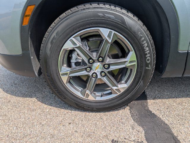 Used 2025 Chevrolet Blazer LT FWD image 29