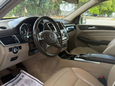 Used 2015 Mercedes-Benz ML 350 4MATIC w/ Premium 1 Package image 11
