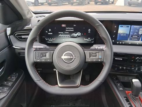 New 2026 Nissan Kicks SR FWD image 25