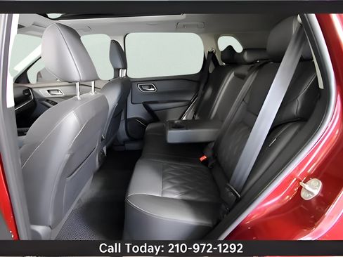 Used 2021 Nissan Rogue Platinum AWD/4WD image 34