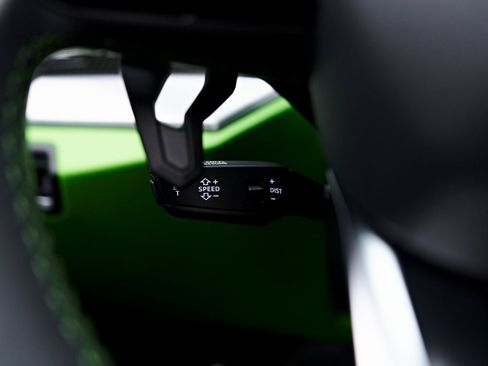 Used 2022 Lamborghini Urus image 67