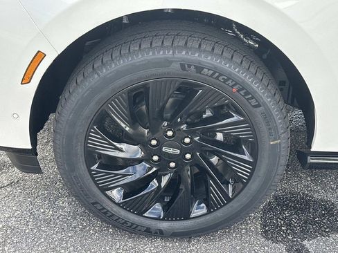 New 2025 Lincoln Navigator L Reserve w/ Jet Appearance Package image 11