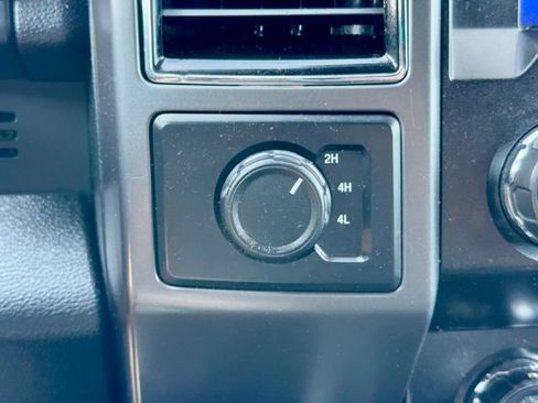 Used 2019 Ford F150 XLT w/ Equipment Group 302A Luxury AWD/4WD image 23