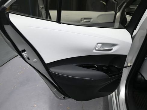 Used 2023 Toyota Corolla SE FWD image 17