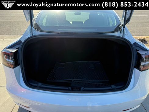 Used 2020 Tesla Model 3 Standard Range Plus RWD image 8