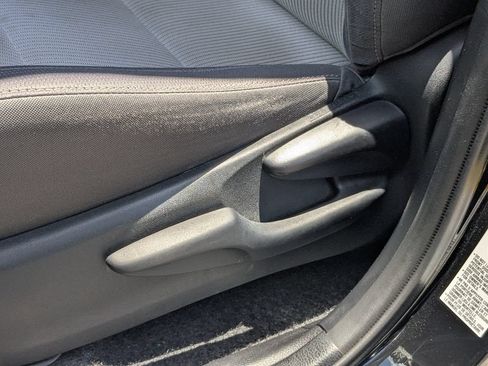 Used 2014 Toyota RAV4 XLE FWD image 7