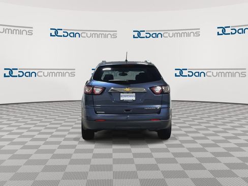 Used 2014 Chevrolet Traverse LS FWD image 8
