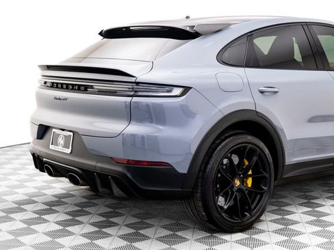 Certified 2024 Porsche Cayenne Turbo GT image 36