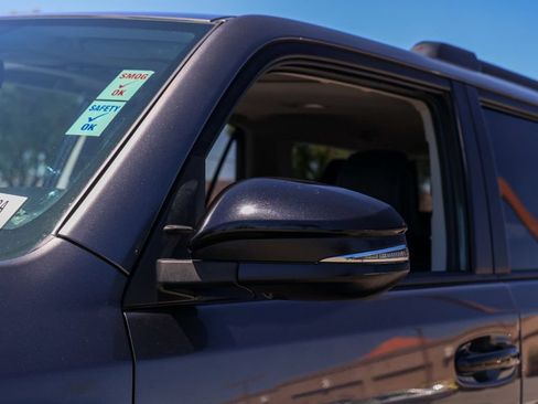 Used 2019 Toyota 4Runner Limited AWD/4WD image 12