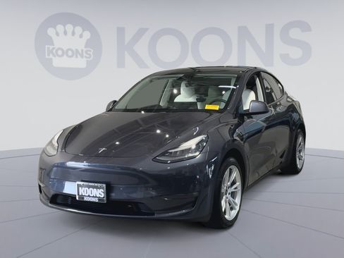 Used 2020 Tesla Model Y Long Range AWD/4WD image 5