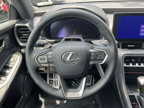 Used 2026 Lexus IS 350 F Sport RWD image 16