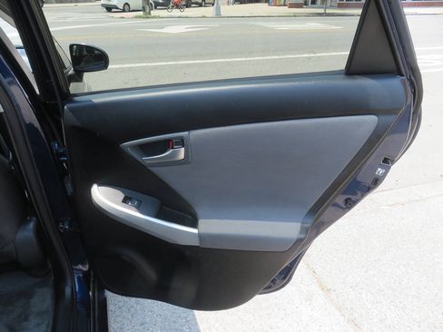 Used 2013 Toyota Prius Three FWD image 29