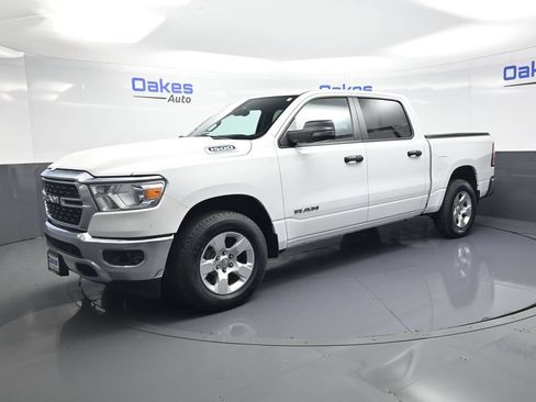 Used 2023 RAM 1500 Big Horn AWD/4WD image 4