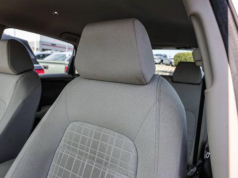 Certified 2024 Honda HR-V LX image 14