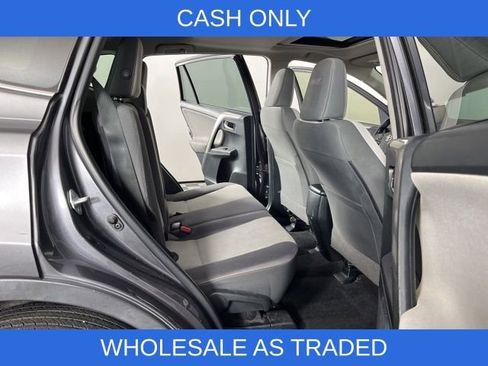 Used 2015 Toyota RAV4 XLE image 39
