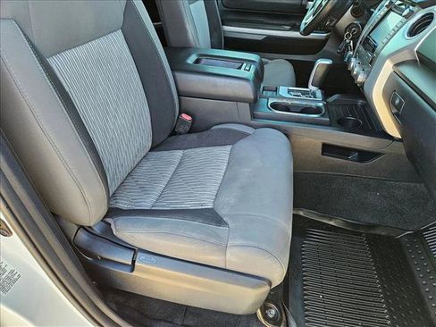 Used 2017 Toyota Tundra SR5 image 20