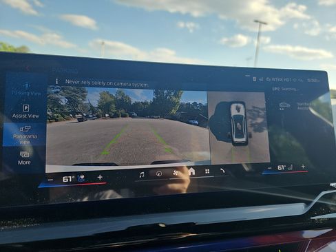 New 2026 BMW M5 w/ Carbon Package AWD/4WD image 26