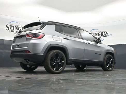 Used 2021 Jeep Compass Latitude FWD image 41