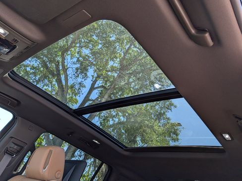 New 2026 Cadillac Escalade ESV Luxury image 24